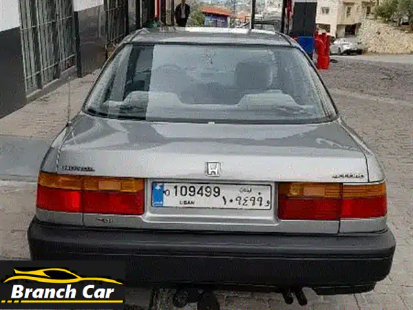هوندا أكورد 1991 بحالة ممتازة! سعر قابل للتفاوض.