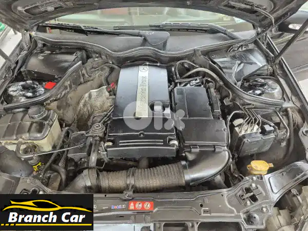 مرسيدس C-Class 2004 بحالة ممتازة - فرصة لا تُفوّت!