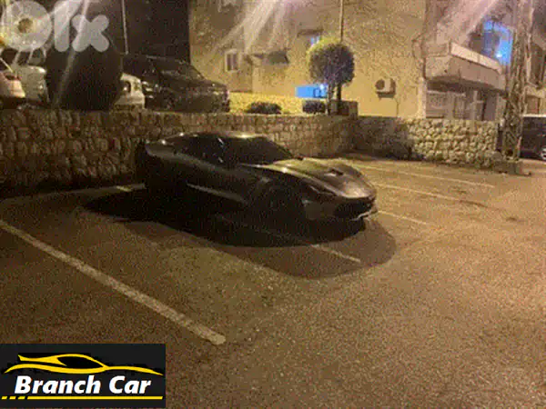 استمتع بأناقة أسطورية: Aston Martin Vantage 2007 - فرصة لا تُفوّت!