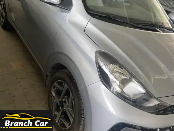 grand i10 smart هيونداي لون فضي أنيق فئة ثانية (smart) جنوط ألومينيوم 15 دخول ذكي + زر تشغيل مرايات