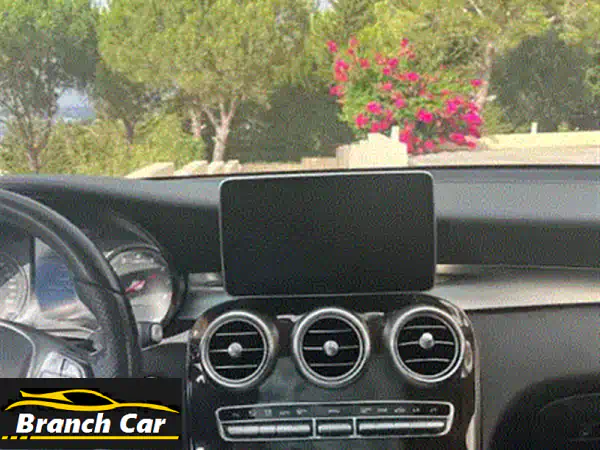 مرسيدس بنز C-Class 2015 (C400 4MATIC) - أنيقة وقوية بسعر لا يُفوّت!