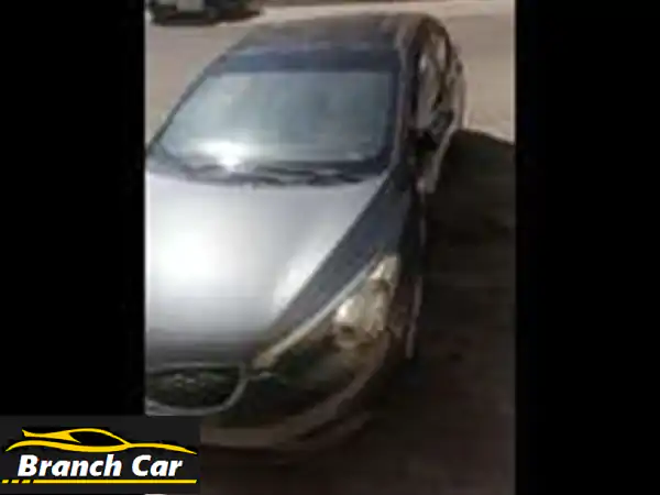 كيا سيراتو 2015 بحالة ممتازة - فرصة لا تُفوّت! (180,000 كم)