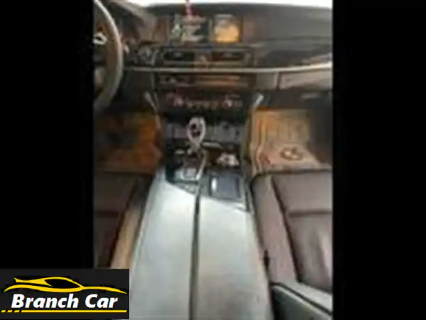 BMW 528i 2013 - فابريكا بحالة ممتازة! فرصة ذهبية!