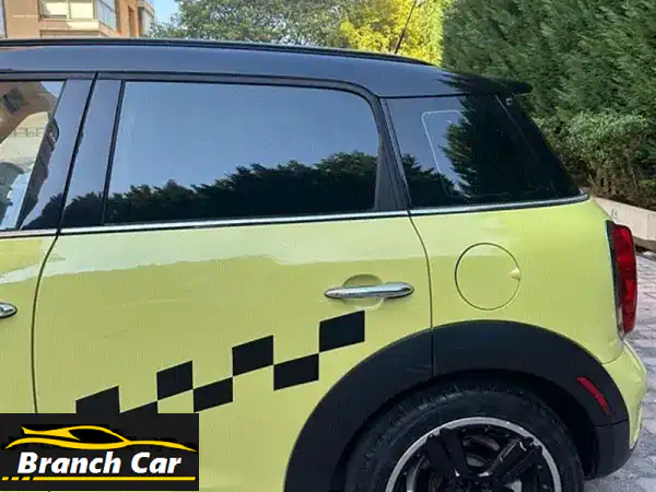 Mini Cooper S Countryman 2012 صفراء - حالة ممتازة! سيارة منزلية...
