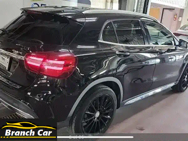 مرسيدس GLA 250 4MATIC 2019 - ✨ كالجديدة! ✨ (33,000 كم فقط)