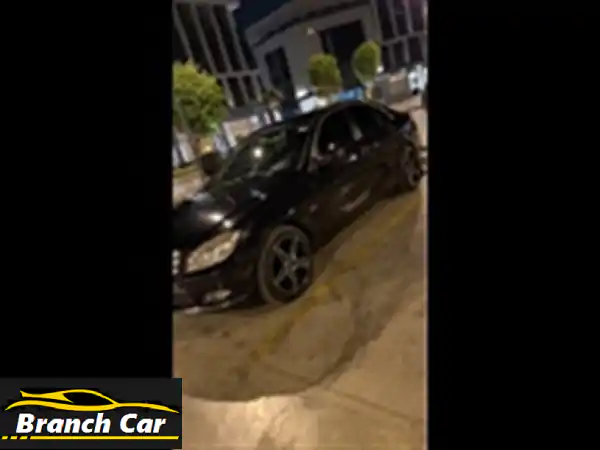 مرسيدس بنز C180 موديل 2010 - بحالة ممتازة كالجديدة! (مدينتي)