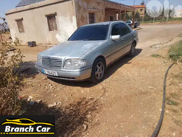 مرسيدس بنز C280 موديل 2012 -  فرصة ذهبية!  (حالة ممتازة)