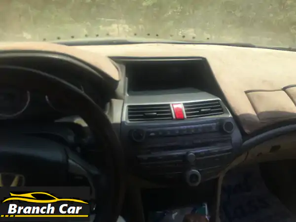 للبيع في العين: هوندا أكورد موديل 2009 ملكية حتى 4/2026 بحالة جيدة. مطلوب 9500 درهم نهائي.