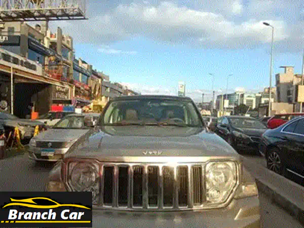 جيب شيروكي 2010 سوداء - حالة ممتازة! فرصة لا تُفوّت