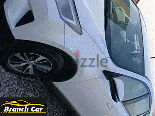 تويوتا RAV4 هايبرد 2019 - فل أوبشن - بحالة ممتازة! (146,000 كم)