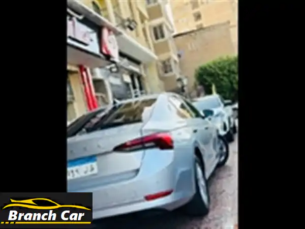 سكودا اوكتافيا 2024 - فرصة ذهبية في الفيوم! (كاسيت، ABS، EBD، قفل مركزي)