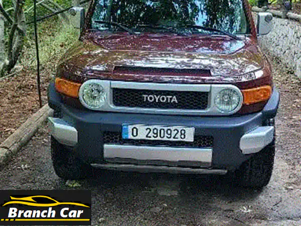 تويوتا FJ Cruiser 2008 بحالة ممتازة -  سعر لا يُفوّت!