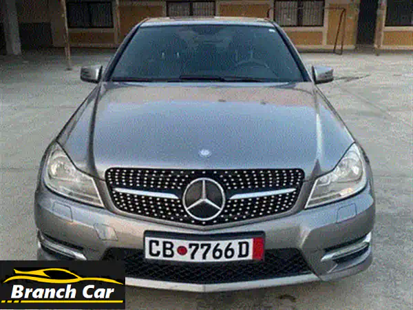 مرسيدس C-Class 2013 بيضاء - فخامة وأداء لا تُقاوم! (مجهزة بالكامل)
