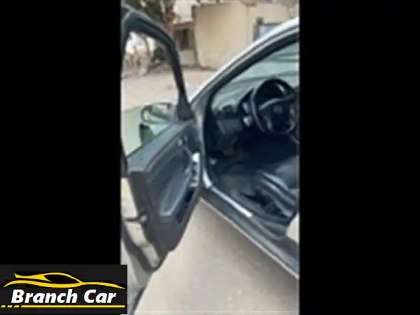مرسيدس C200 Kompressor 2002 بحالة ممتازة - فرصة لا تُفوّت!