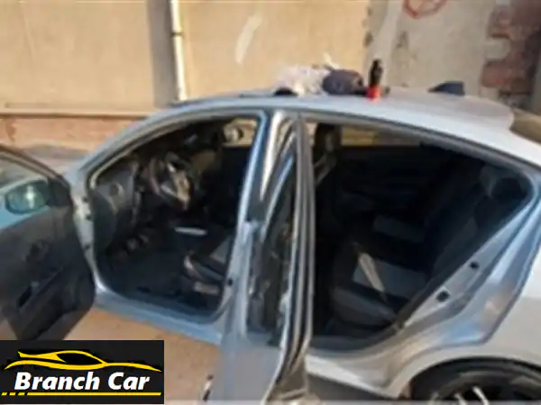 نيسان صني 206 بحالة ممتازة - فرصة لا تُفوّت!