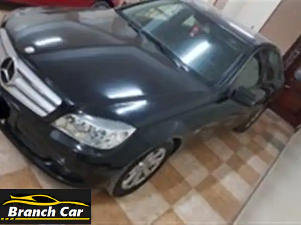 مرسيدس بنز C180 موديل 2010 - فابريكا بحالة...
