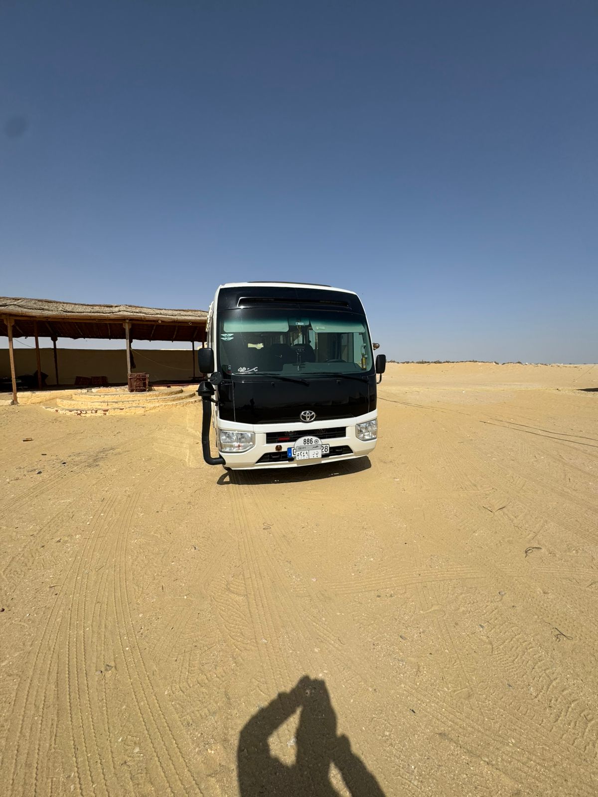 الرفاهية في كل مقعد.. احجز تويوتا كوستر لرحلتك...