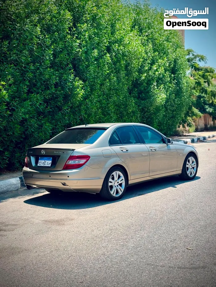 Mercedes -Benz C180