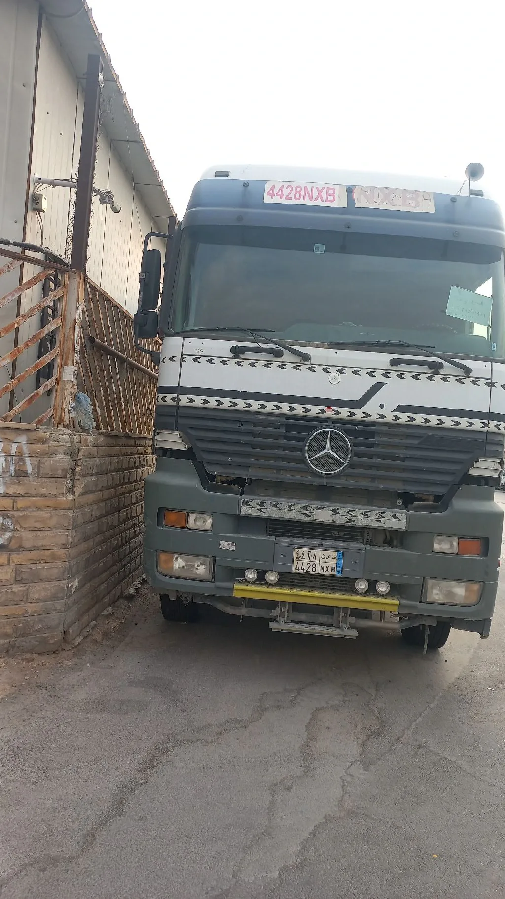 مرسيدس أم بي 1 ميجا سبيس 2001 للبيع بالرياض