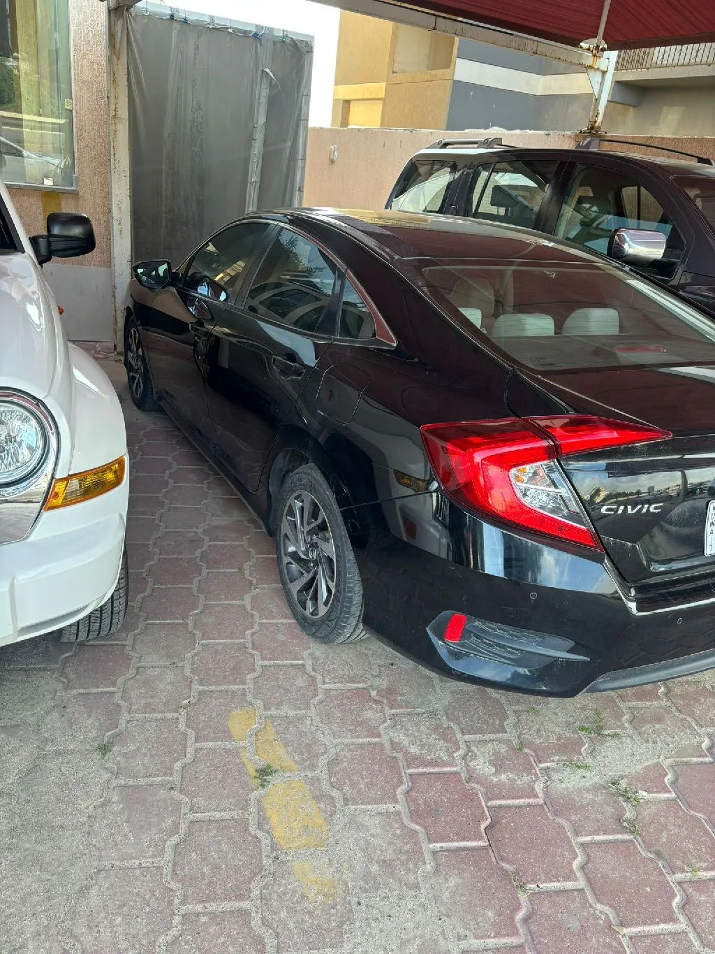 هوندا سيفك للبيع، مالك أول، نظيفة جداً