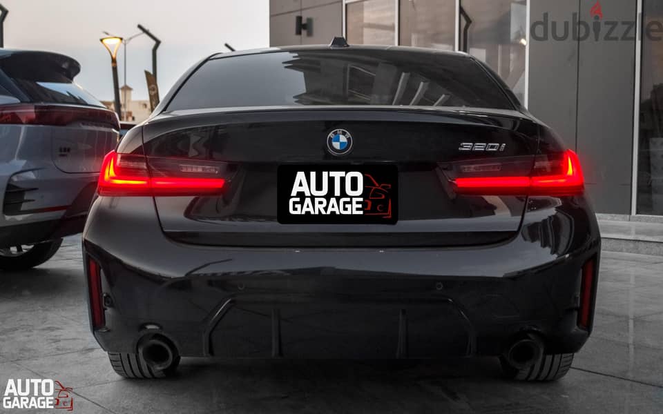 بي ام دبليو 320i 2025