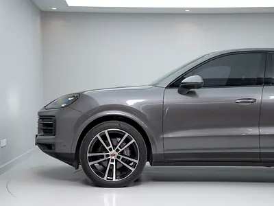 PorscheCayenneCoupe2024