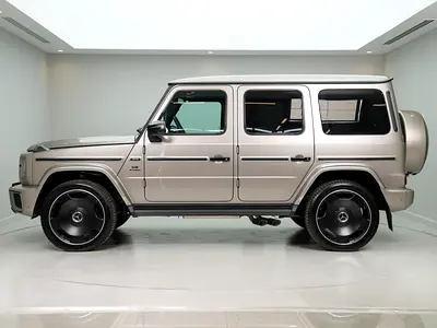 Mercedes Benz 2025