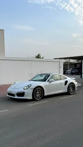 Porsche911Turbo SDubai2014233,000 kmLeft HandGCC SpecsDubai