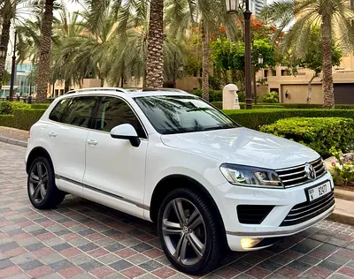 VolkswagenTouaregR-LineLIMITED VW TOUAREG V6 “” TOP OF THE OPTIONS “” GCC “...