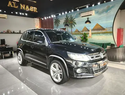 VolkswagenTiguanR-line2.0 TSI . 4Motion . GCC Specs . Full Option2013172,000 kmLeft HandGCC SpecsAl Mamzar, Dubai