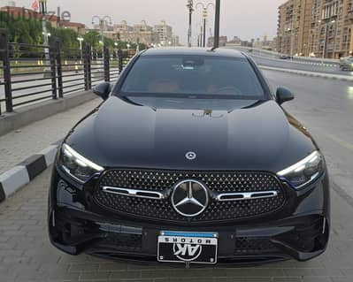 مرسيدس بنز جى إل سى 300 202٥