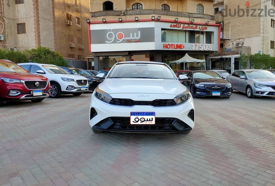 كيا جراند سيراتو موديل 2024 الفئة الرابعة متاح انظمة تقسيط