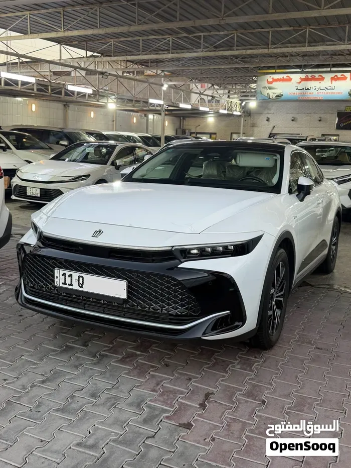 تويوتا كراون Premium موديل 2026 ( شركة ريتاج لتجارة السيارات )