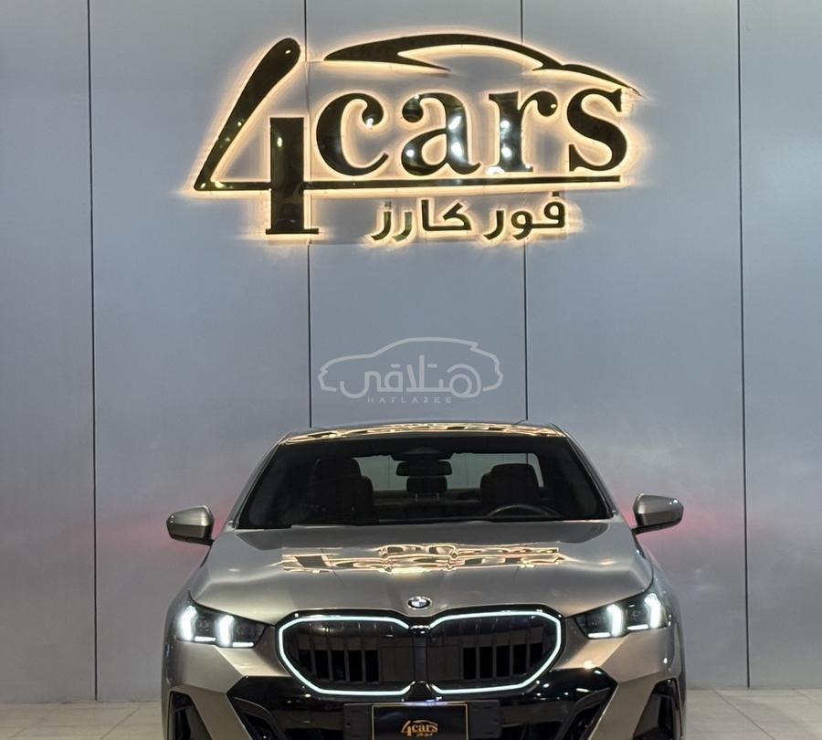 بي ام دبليو 520 2024 للبيع الرياض