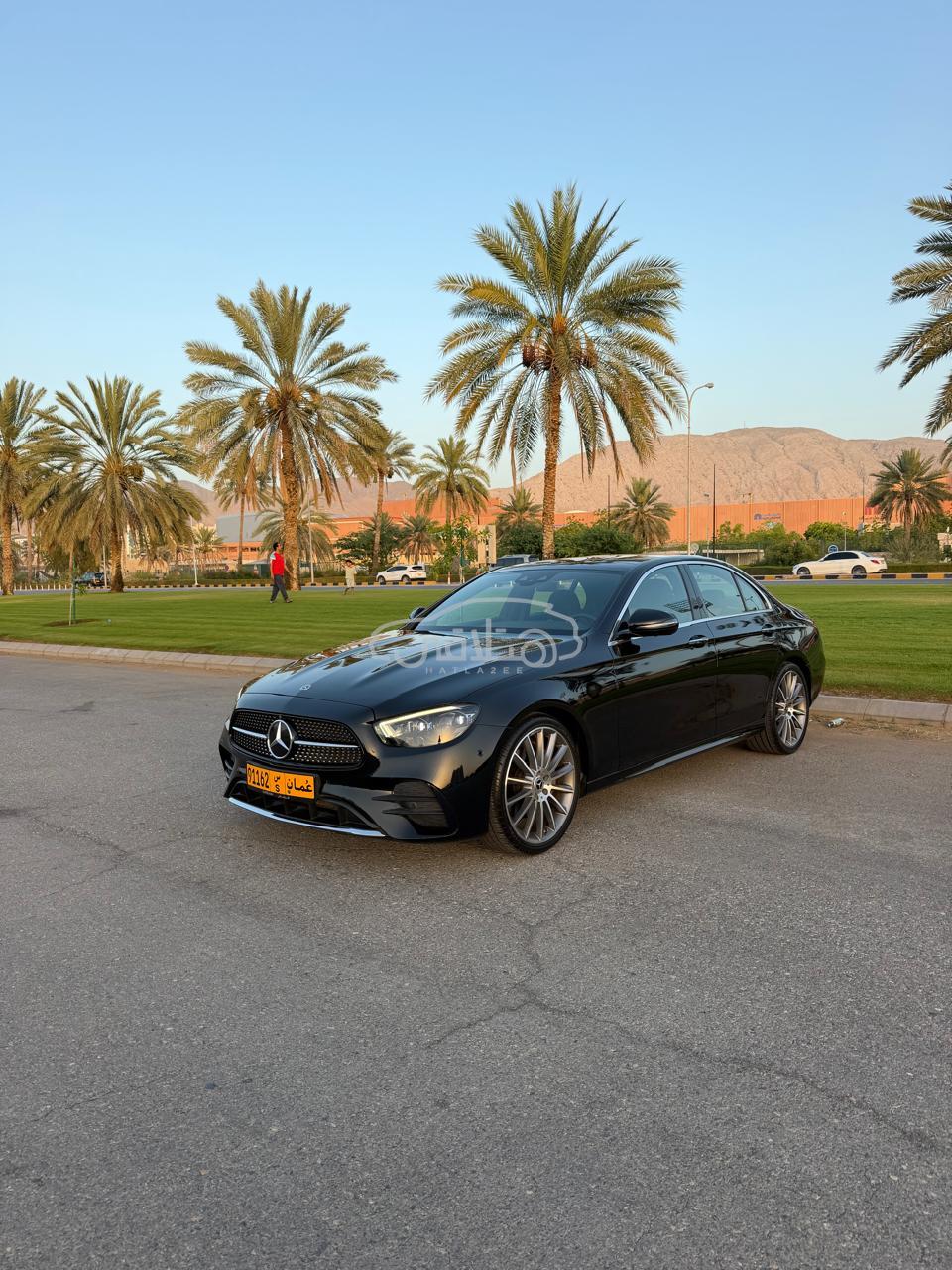 مرسيدس E 300 2021 للبيع الغبرة
