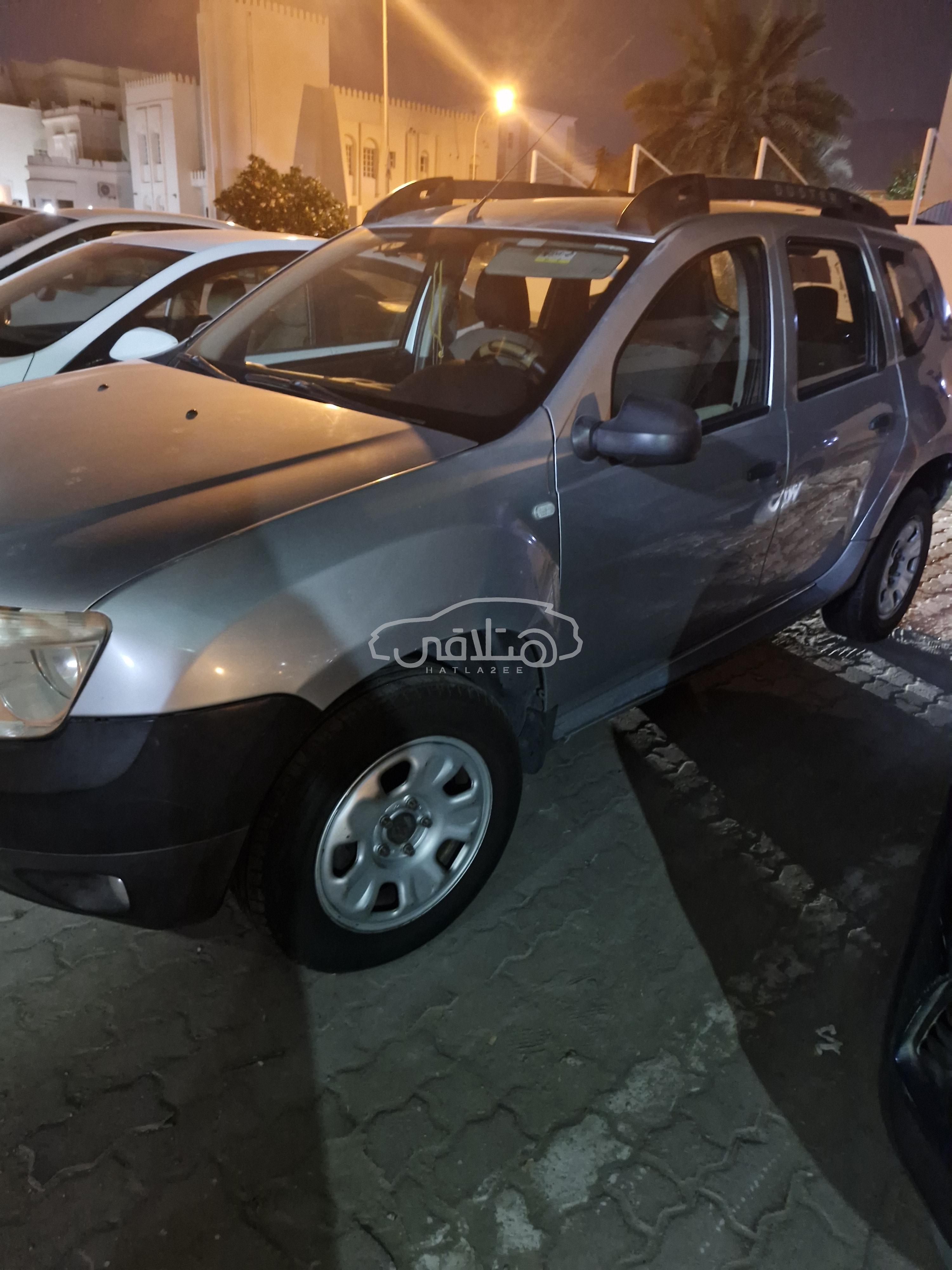 رينو 14 2014 للبيع الغبرة