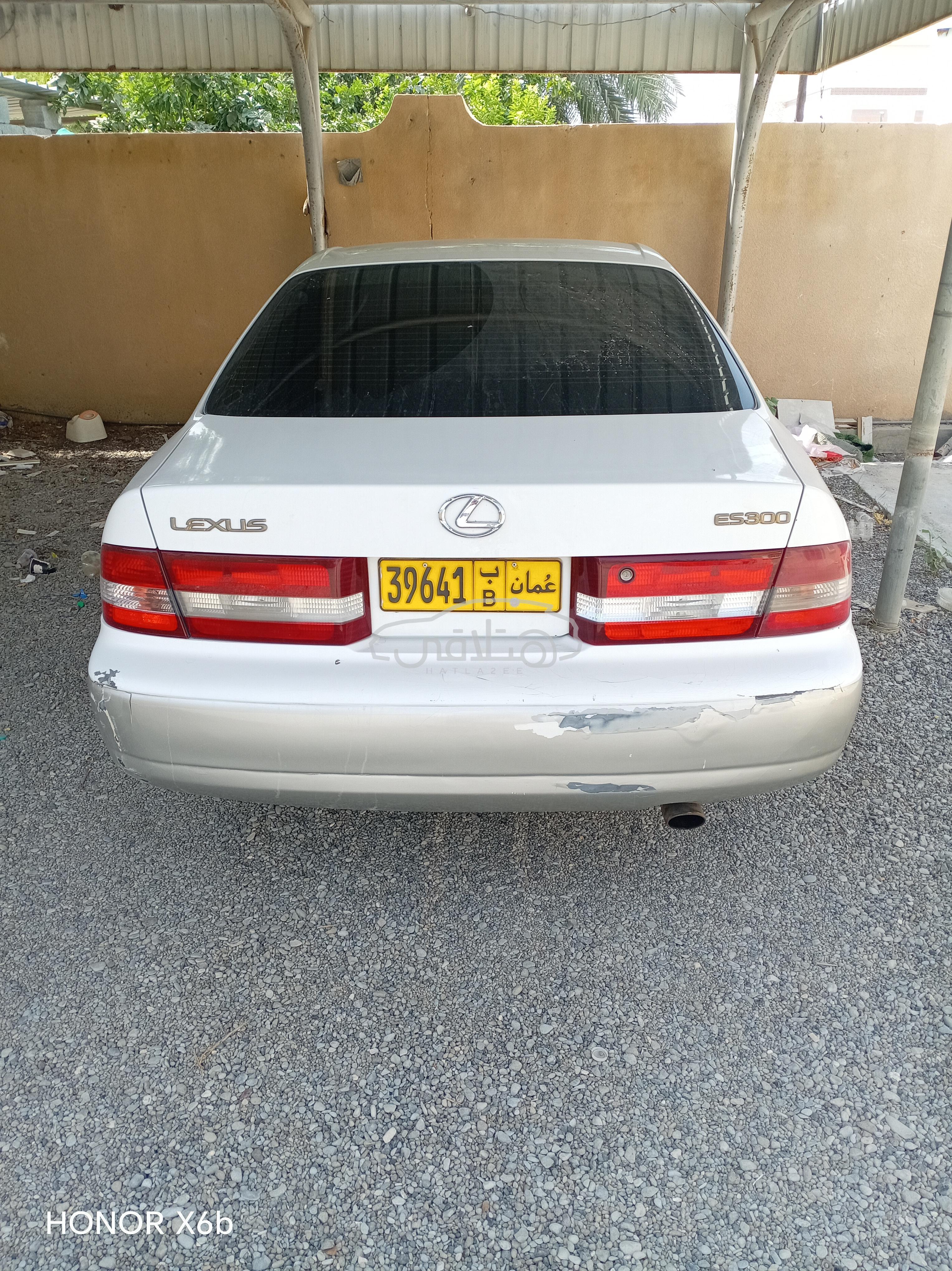 لكزس Is 1997 للبيع المصنعة
