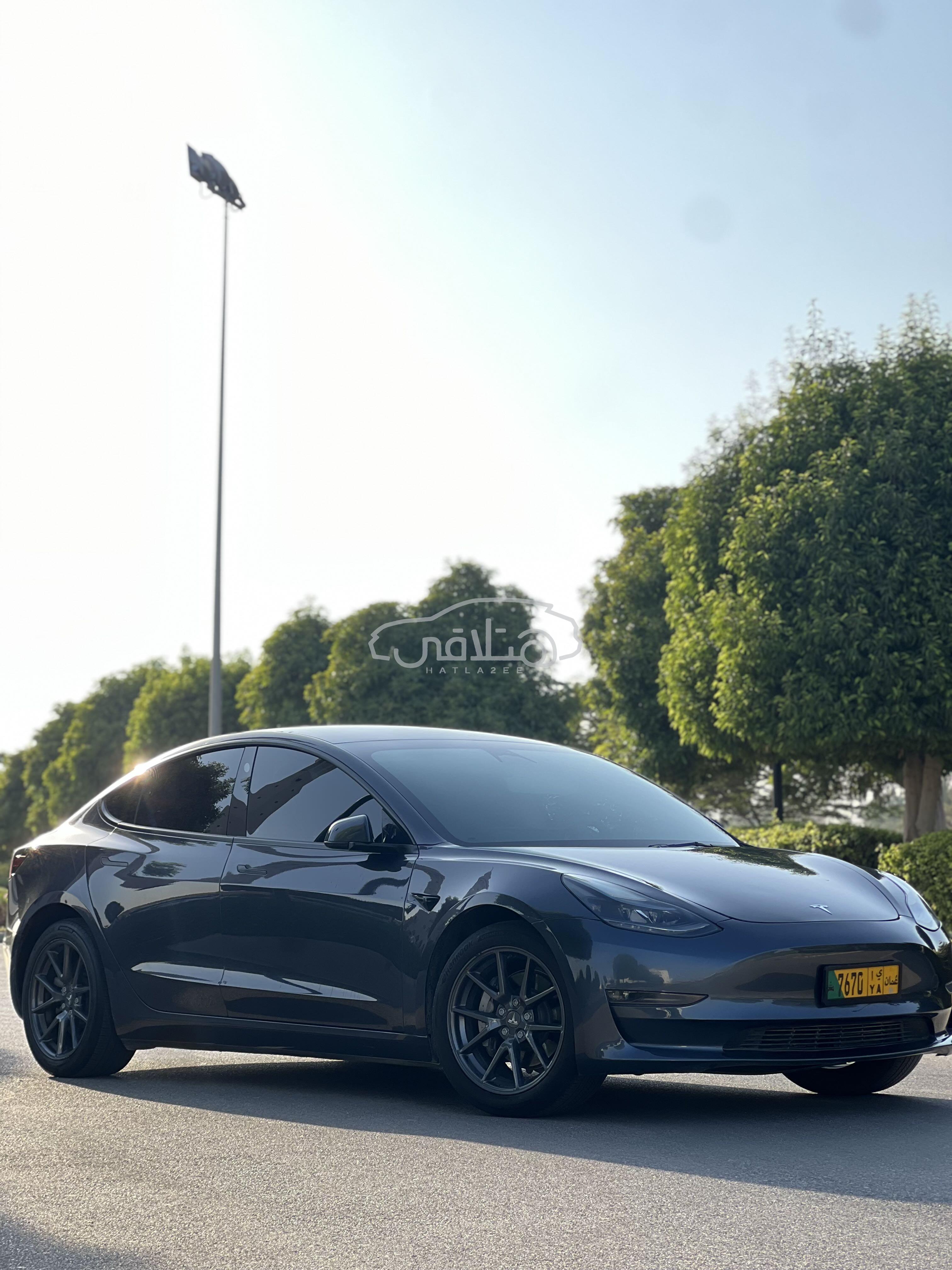 تسلا موديل 3 2023 للبيع الموالح