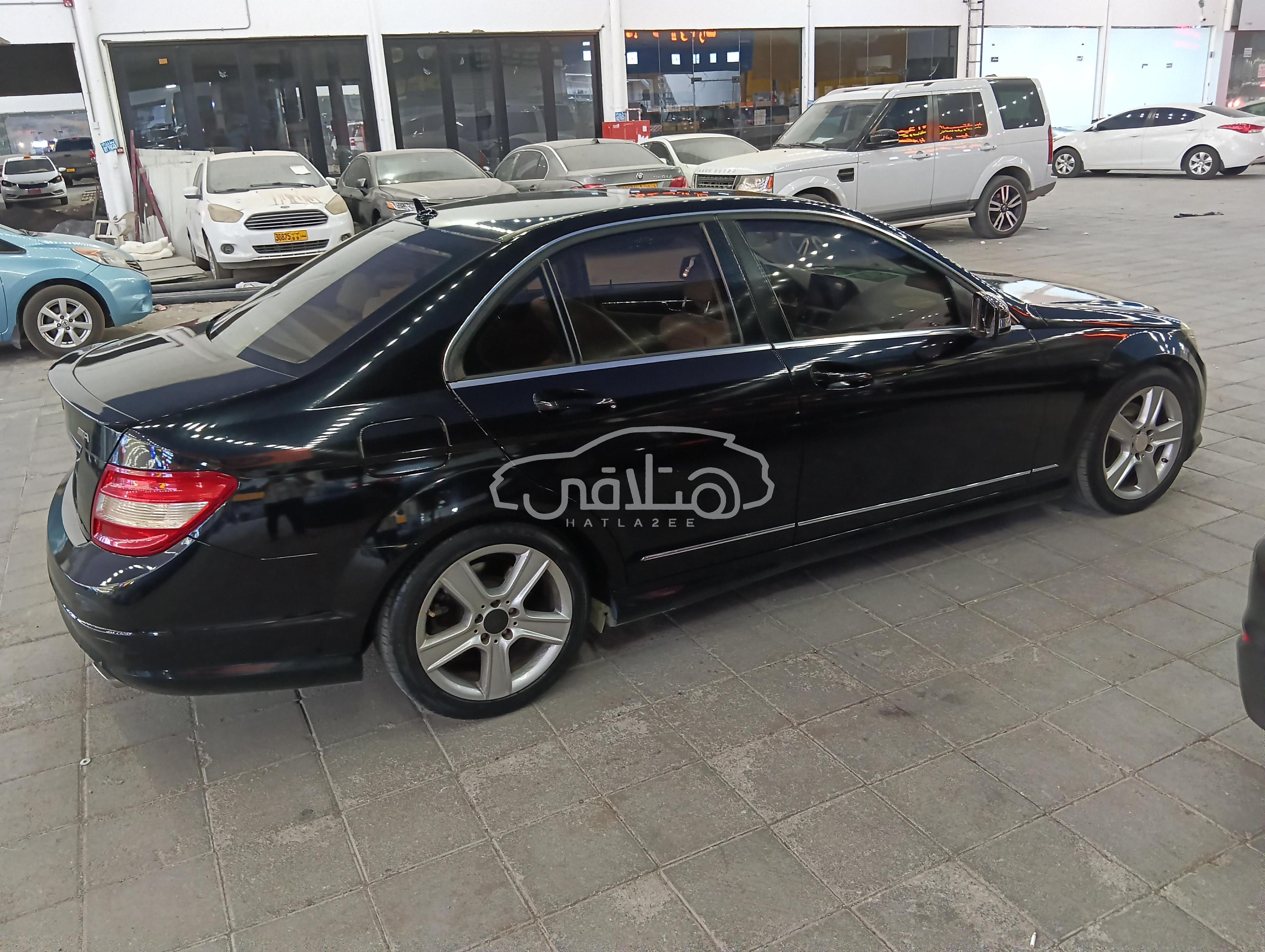 مرسيدس C 300 2011 للبيع الخوض