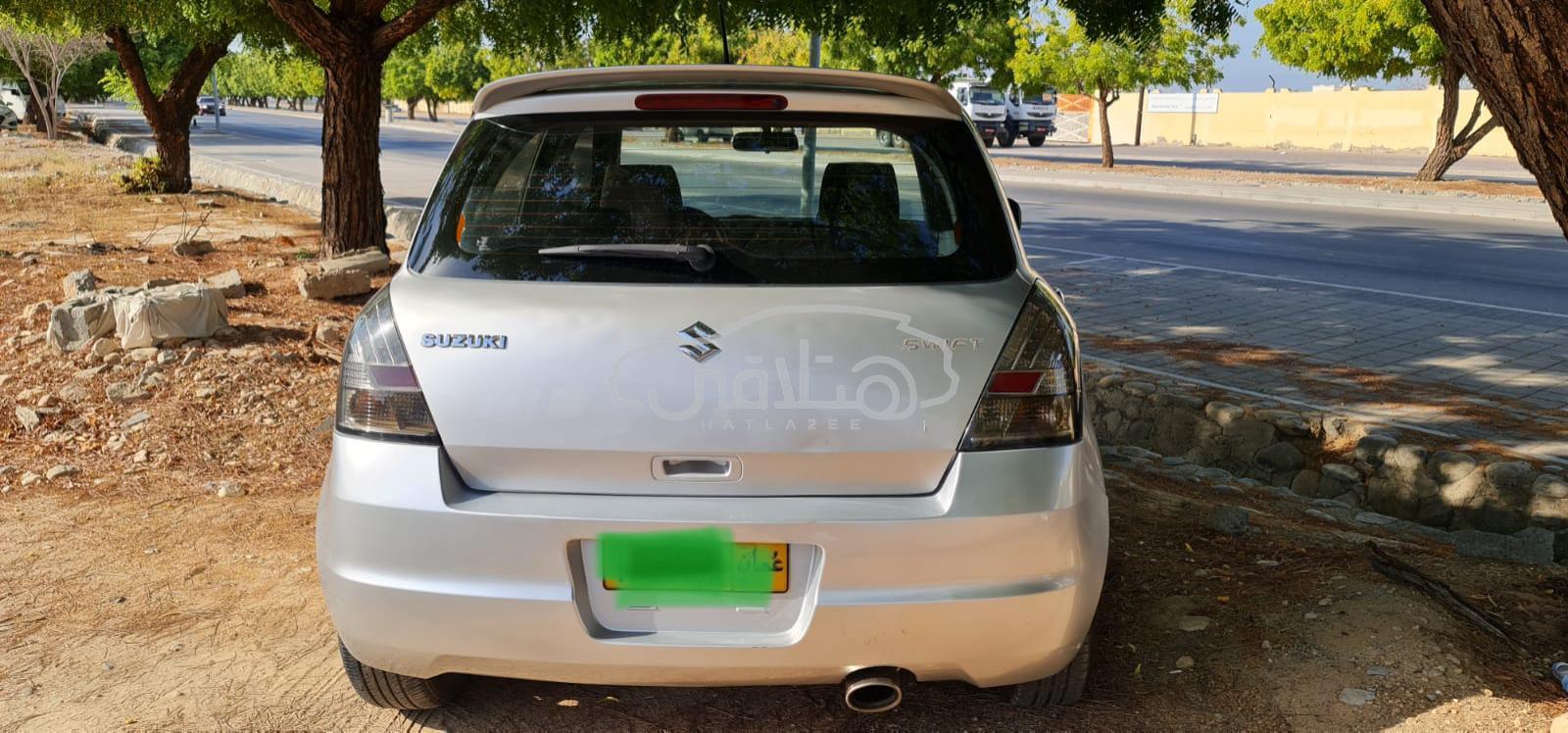 سوزوكى سويفت 2009 للبيع روي