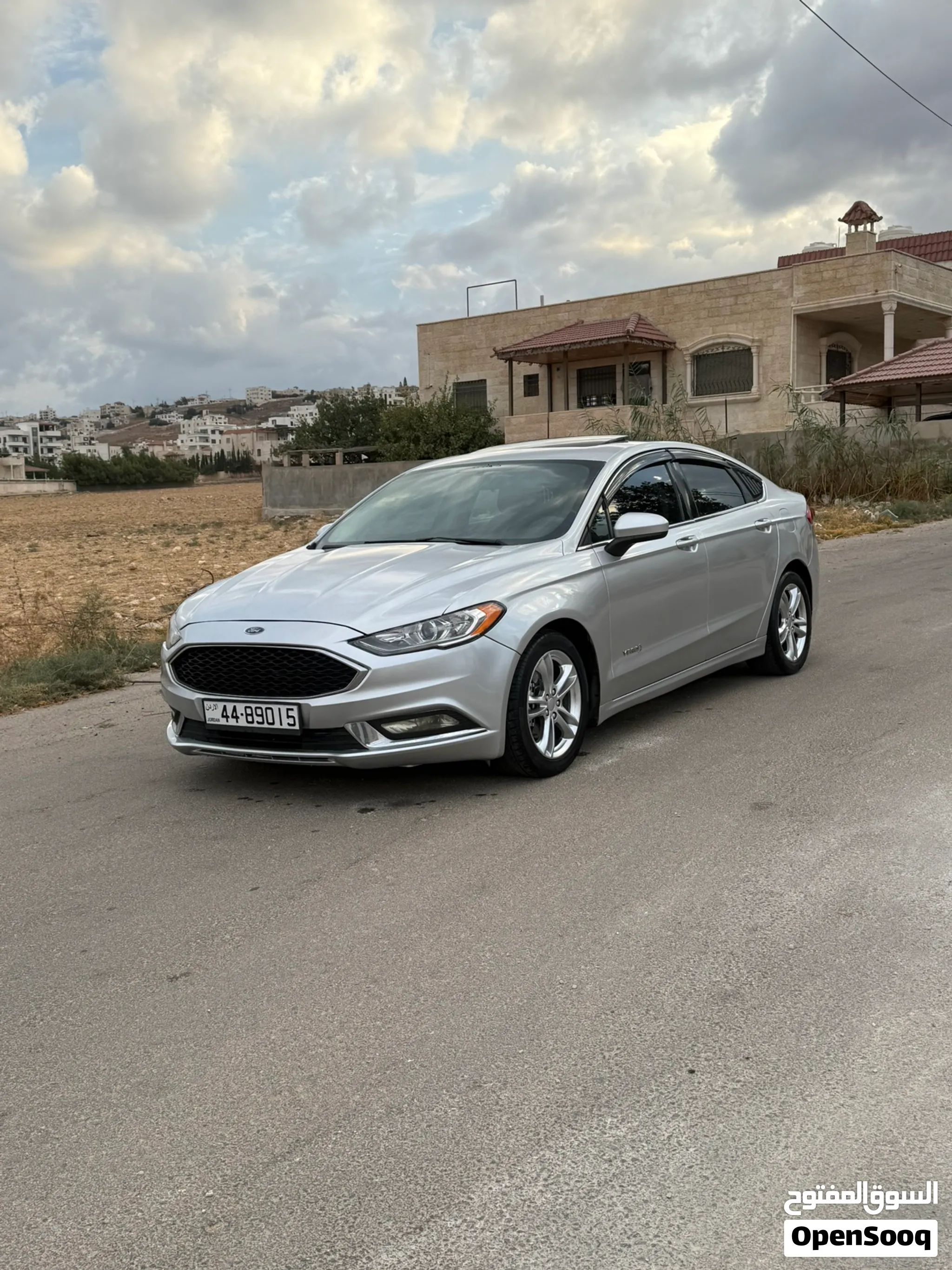 فورد فيوجن هايبرد موديل 2018 فل كامل بحاله الوكاله