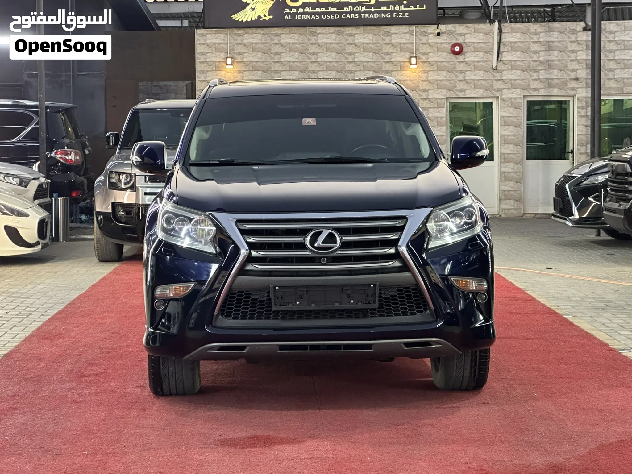 لكزس ستيشن GX460 موديل 2017 خليجي فل أوبشن V8 دفع رباعي 5 كاميرات - هيدروليك