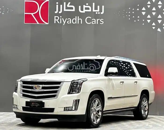 كاديلاك إسكاليد v 2015 للبيع الرياض
