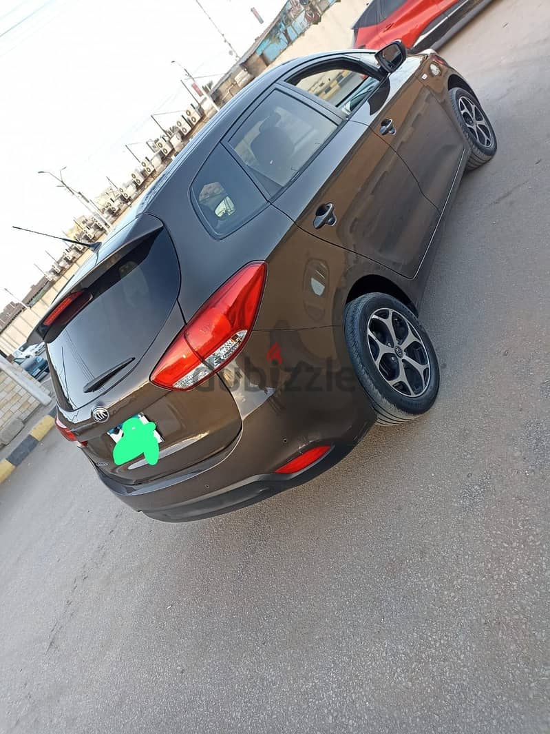 كيا كارينز 2014\ Kia Carens 2014