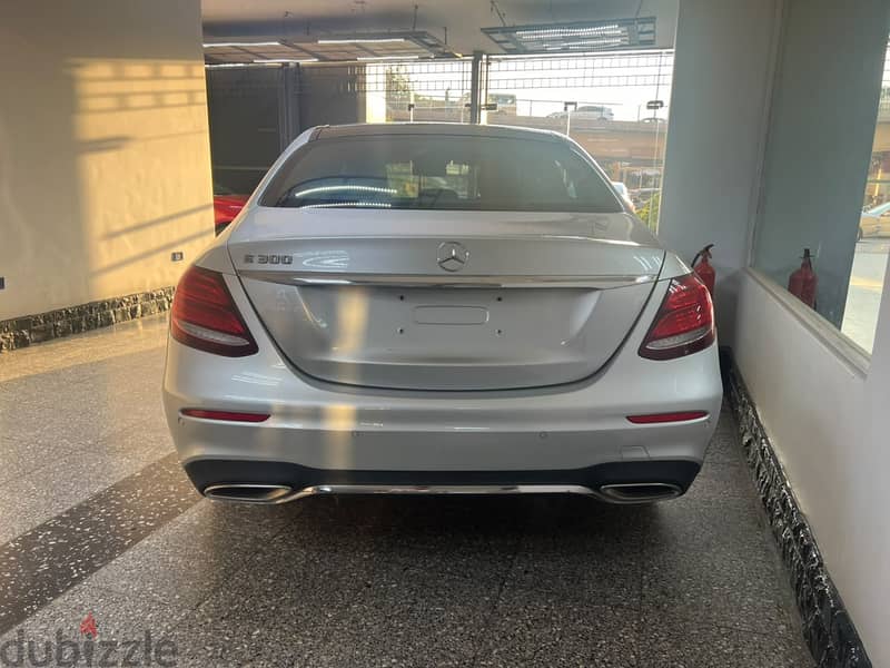 Mercedes-Benz E300 2018 AMG