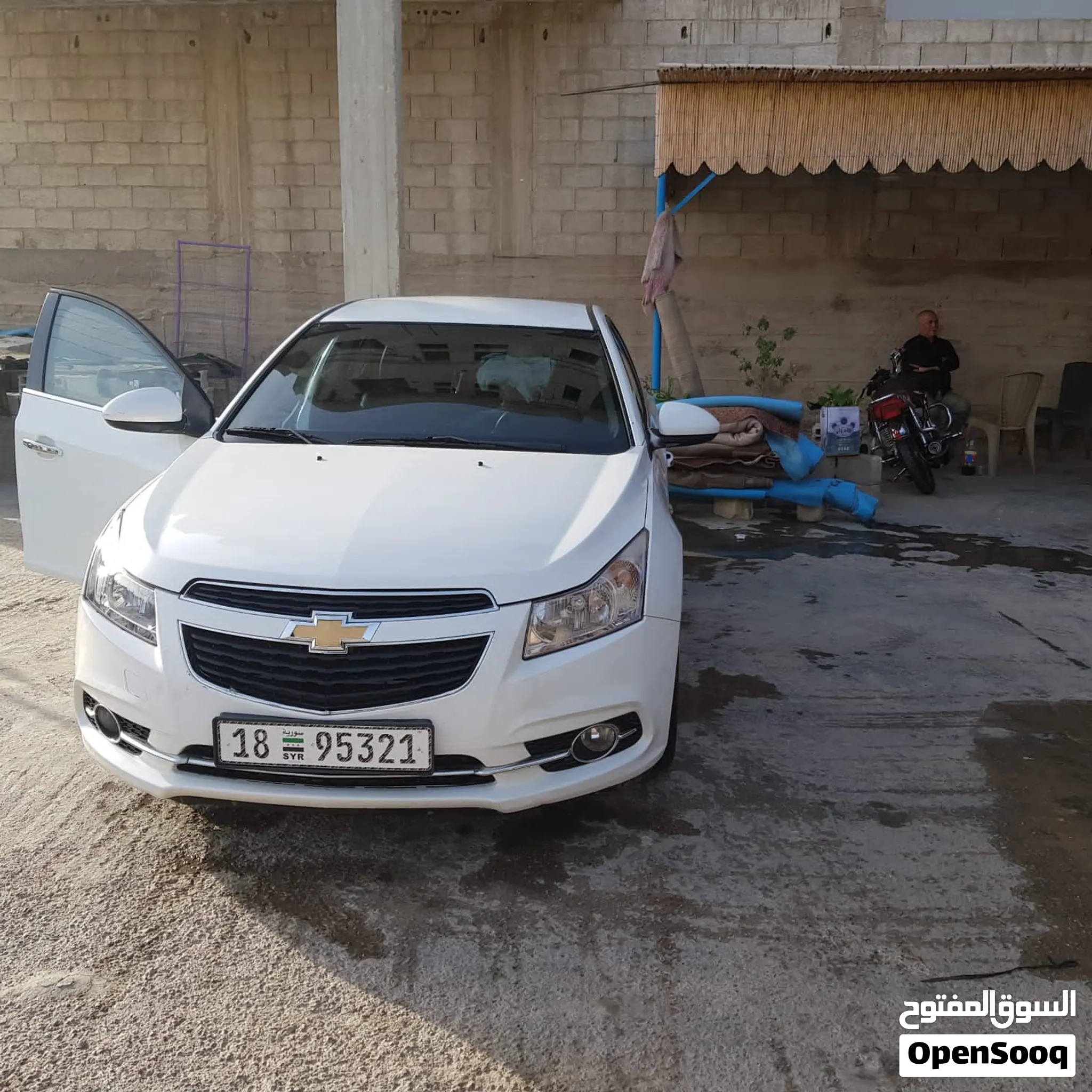للبيع سيارة شفر کروز