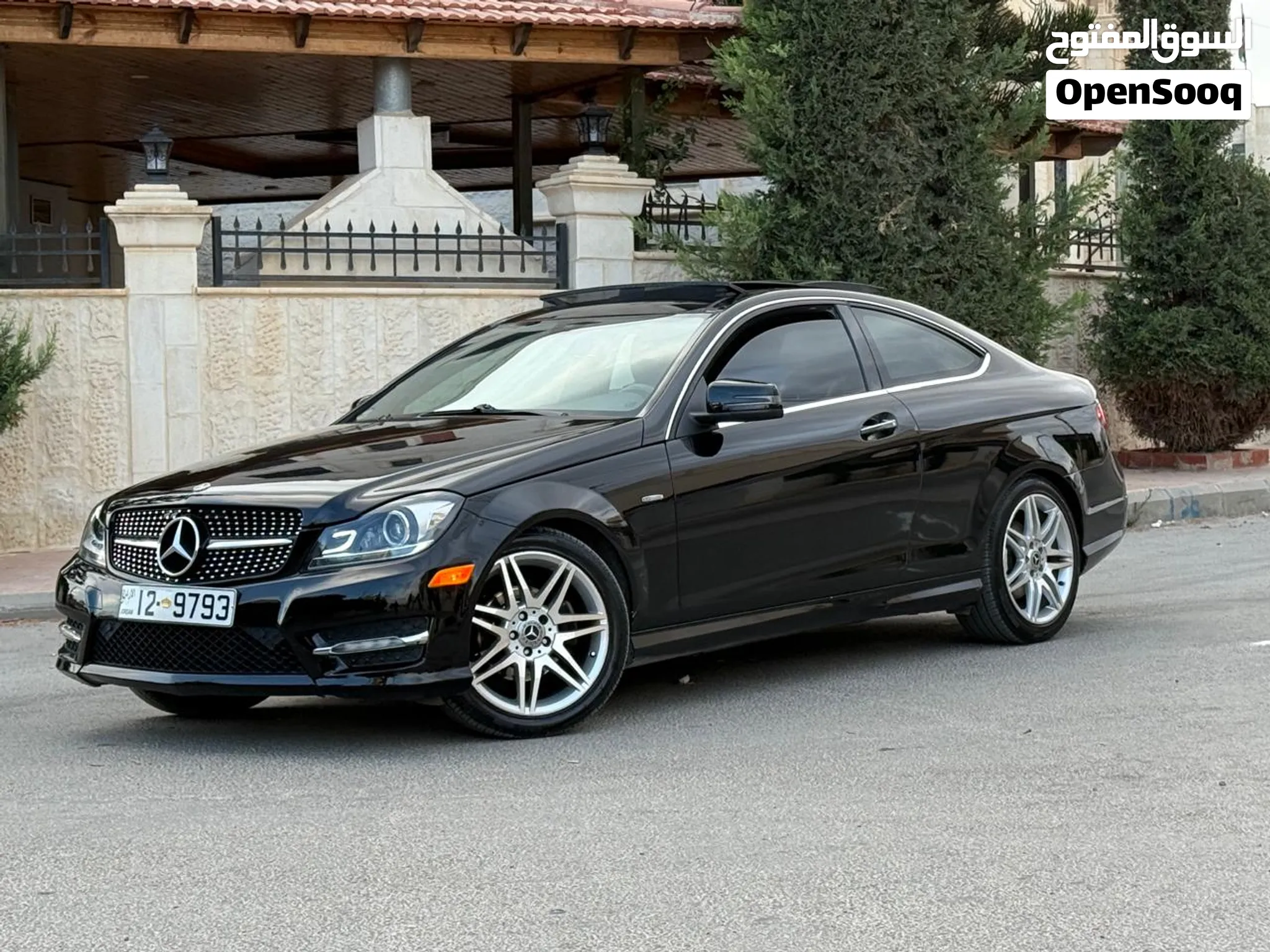 مرسيدس c250 لون اسود ملوكي مديل 2012 فحص كامل بسعر مغري قابل للبدل