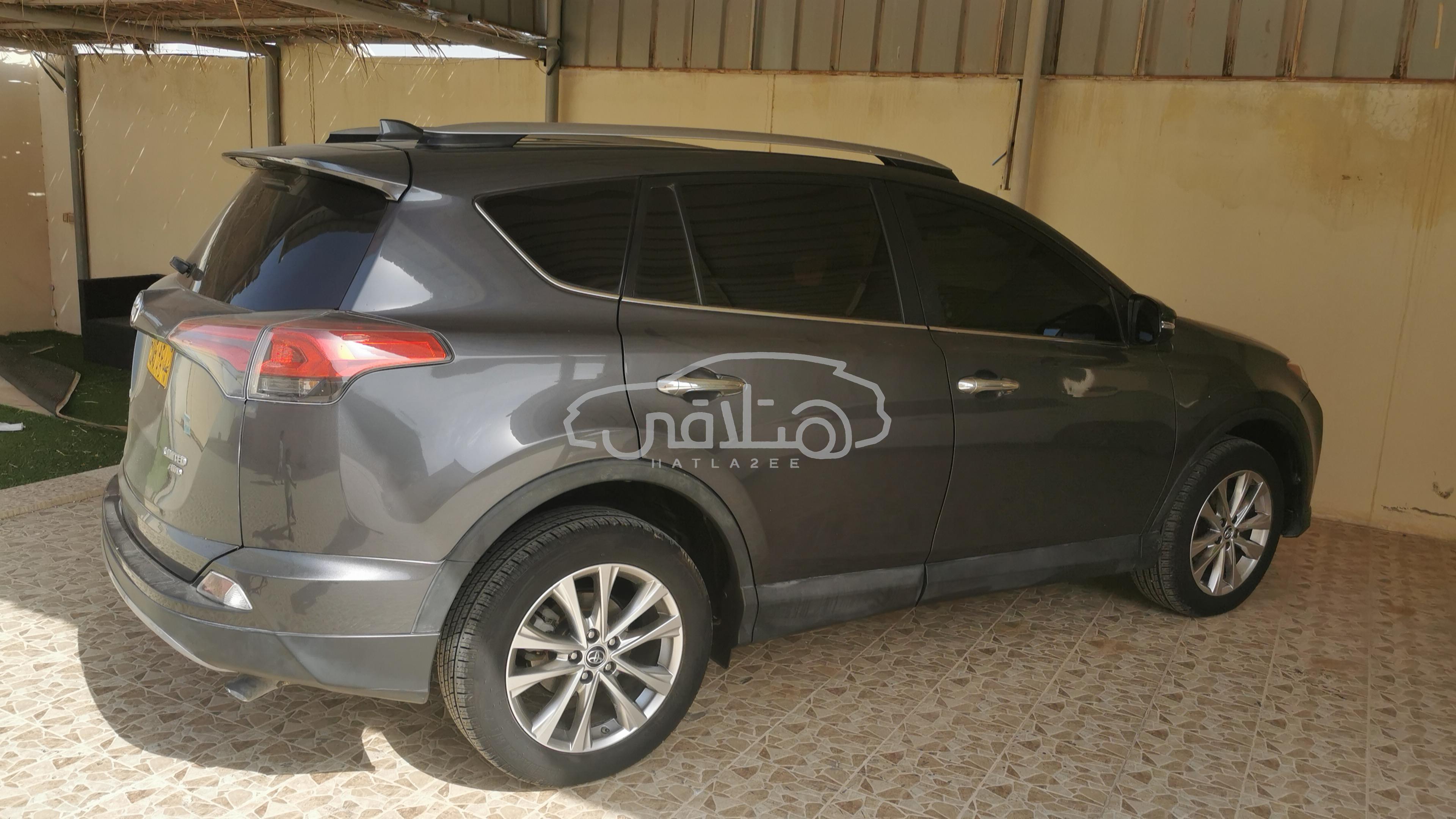 تويوتا راف فور 2018 للبيع صور