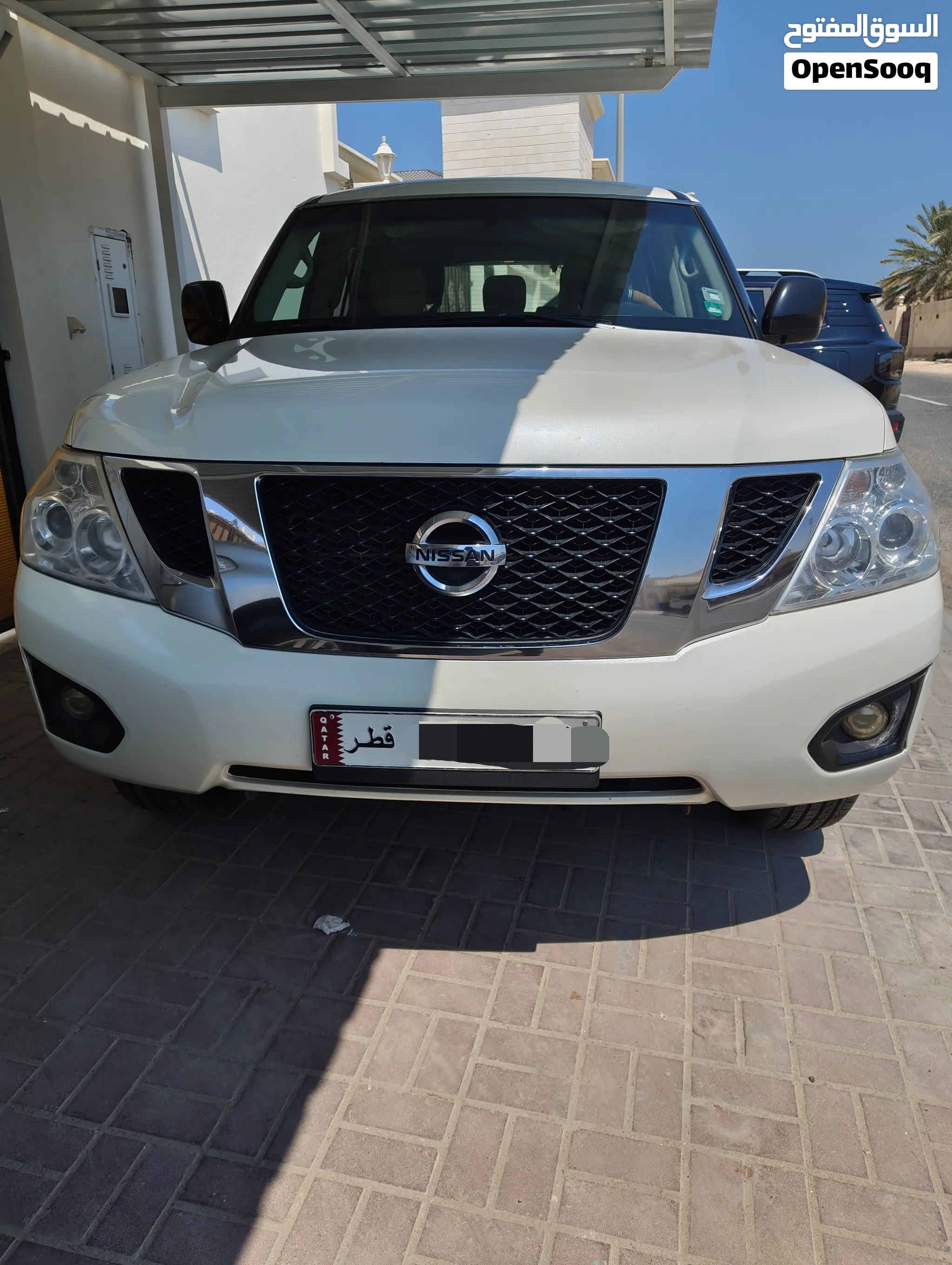 Nissan Patrol 5.6L XE 2014 Model