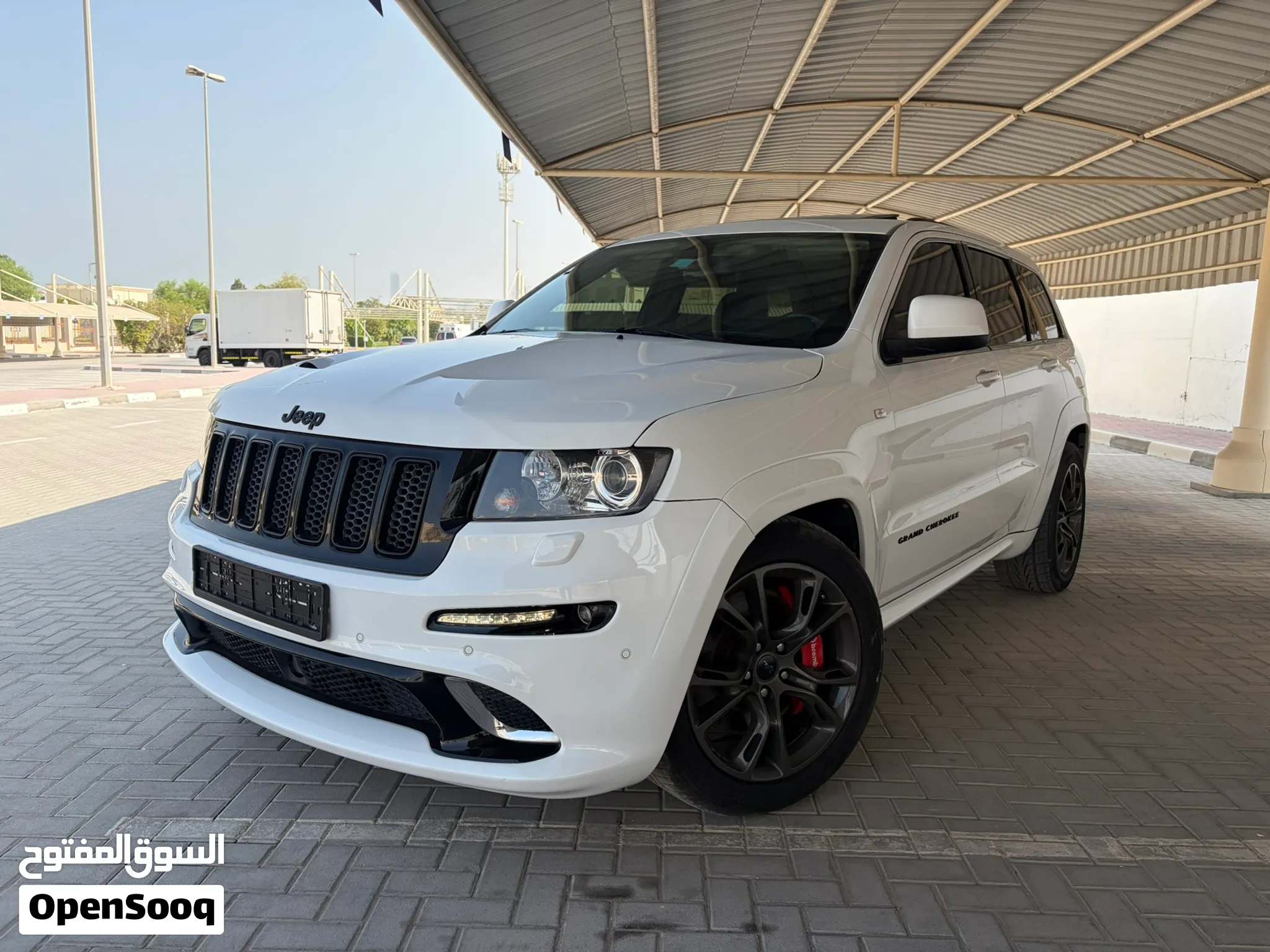 Jeep Grand Cherokee SRT8 2013 (GCC